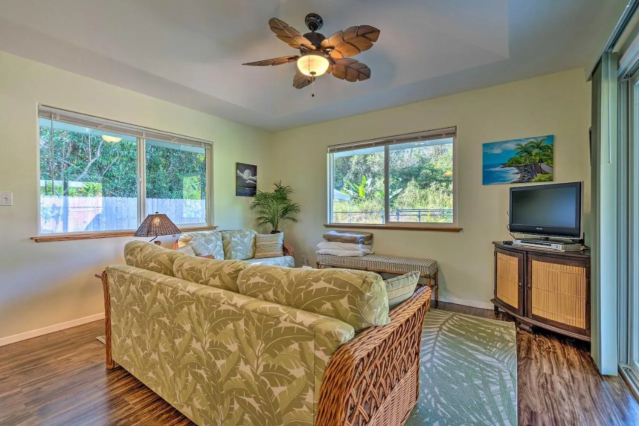 Big Island Paradise Hawaiian Retreat With Patio! Mountain View