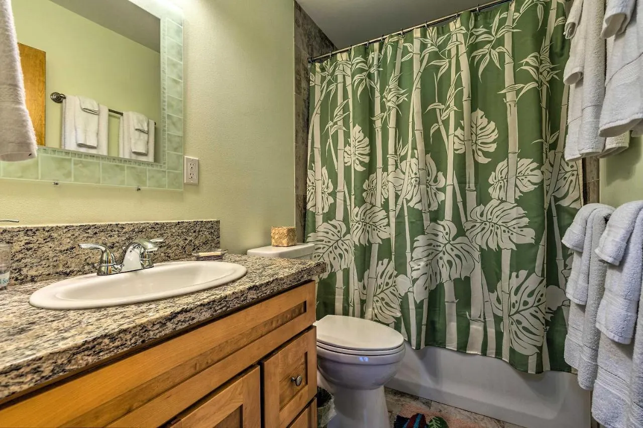 Big Island Paradise Hawaiian Retreat With Patio! Mountain View