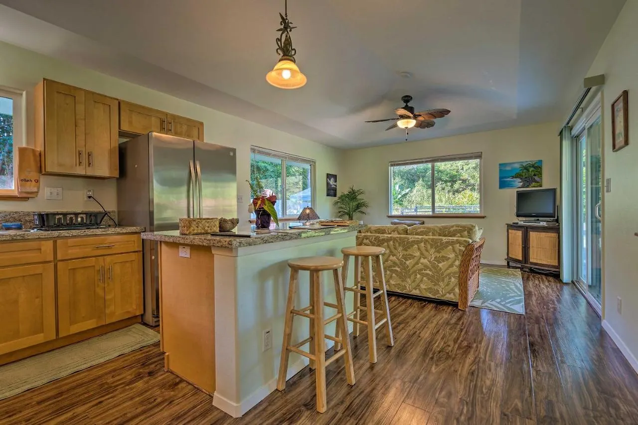 Big Island Paradise Hawaiian Retreat With Patio! Mountain View United States